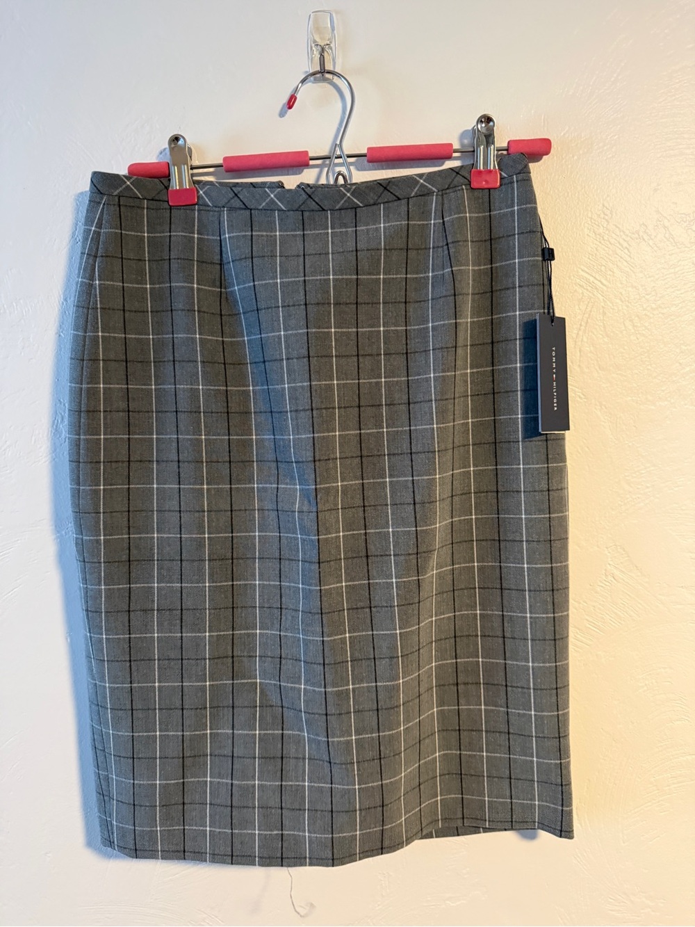 Classic Gray Plaid Pencil Skirt - Tommy Hilfiger
